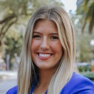 Paige Anderson Headshot Wide Aspect Ratio 1 1